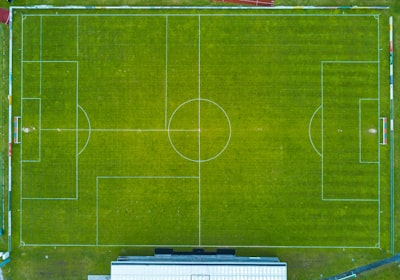 مباراة الزمالك والمصري البورسعيديصراع الأندية العريقة في الدوري المصري